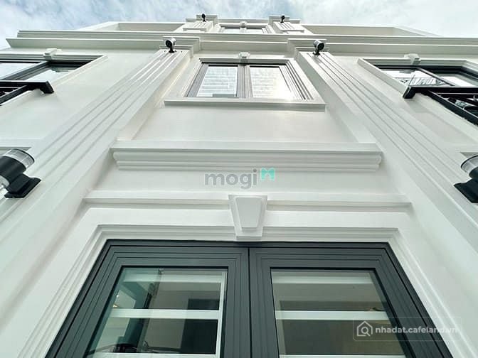 Bán nhà riêng: Bán nhà 3 tầng, 43m2, 4PN, gần MT Đoàn Thị Điểm, 8.6 tỷ