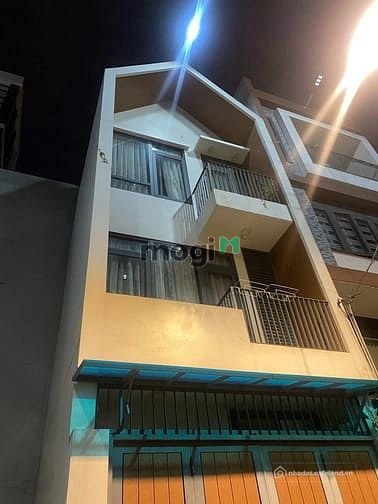 Bán nhà riêng: Nhà 3 tầng - Khu dân trí - Hoàn công đủ - Lâm Văn Bền