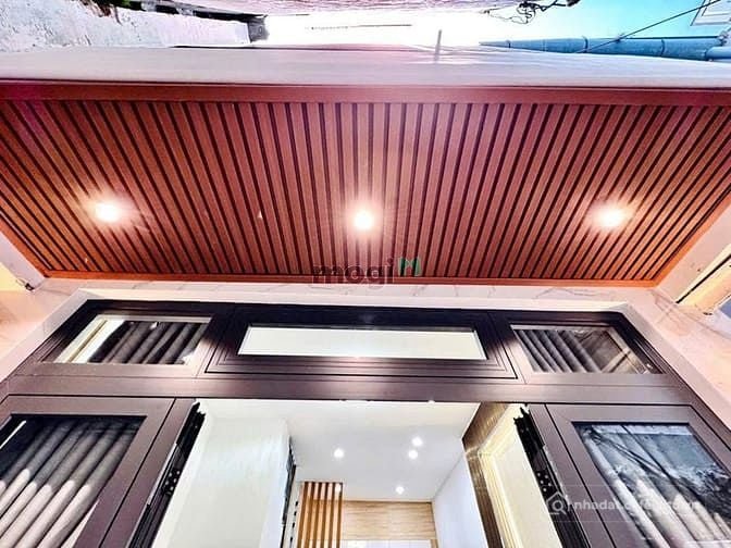 Bán nhà riêng: 2 TỶ 335 nhà đẹp & mới TRẦN HƯNG ĐẠO Q1  đẹp FULL NT - SD ~40m2. 