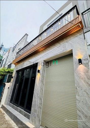 Bán nhà riêng: Nhà xây mới 1 trệt. 2 lầu. sân thượng -2 pn. 3wc. ban công lớn 6 