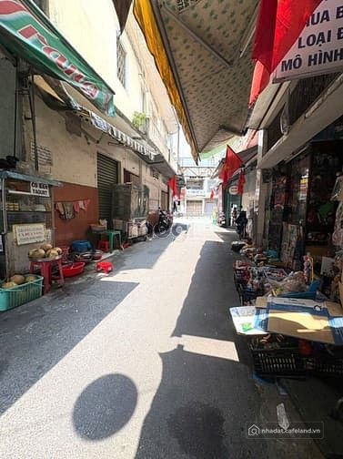 Bán nhà riêng: Nhà 2 tầng khu ngã tư bảy hiền