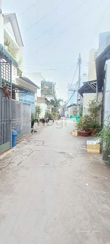 Bán nhà riêng: Bán nhà 4 tấm hẻm xe hơi đường Cầu Kinh