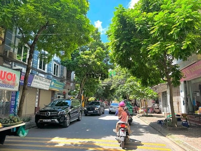 Bán đất thổ cư: Bán đất khu 918 sân golf Long Biên vỉa hè 3 oto tránh khuôn tiền