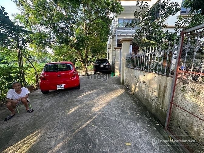 Bán đất thổ cư: CỰC HIẾM ĐẤT HOA LÂM.LỆ MẬT.TT VIỆT HƯNG Ôtô vào nhà,kinh doanh 