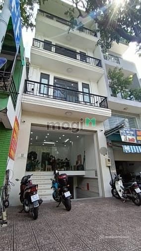 Cho thuê nhà 4 tầng nguyên căn mặt tiền 150 Hoa Lan, tổng 6 phòng