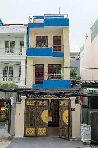 Nhà phố: Nhà nguyên căn 4 tầng (4,5x25m) sau The Vista An Phú, Q2. Giá 39tr/th