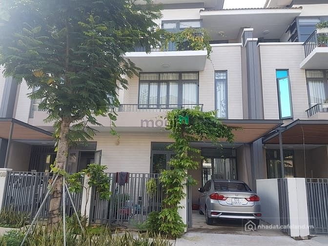 Biệt thự: Cho thuê biệt thự  Lavila Kiến Á, Phước Kiển, Nhà Bè.4pn giá 25tth