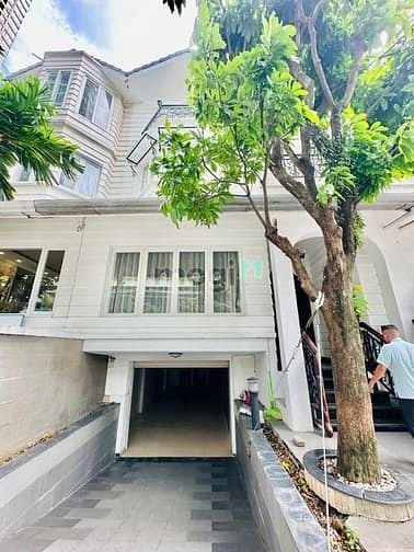 Nhà phố: Cho thuê nhà Biệt Thự số 55A Hoa Đào, Phường 2, Quận Phú Nhuận