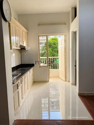 Cần cho thuê căn 404 CT5A KĐT Mễ Trì Hạ 2 Ngủ1 P khách, 1 Bếp, 1 VS đủ