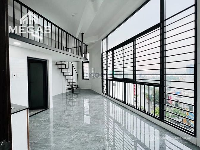 Căn Hộ Cao Cấp - Full Nội Thất - Ban Công Riêng 