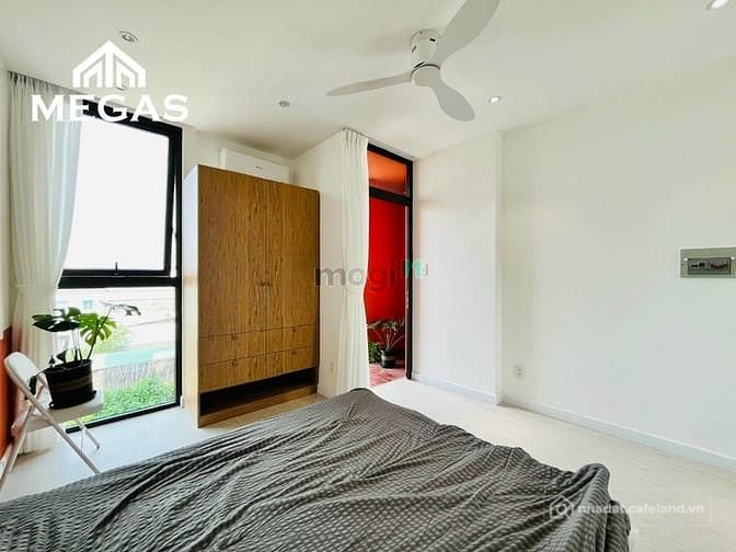 Nhà hàng - Khách sạn: Căn hộ giá rẻ ngay cầu thủ thiêm- Ngả tư hàng xanh cửa sổ 