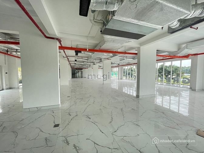 Văn phòng: Sàn tòa nhà Green building cho thuê chỉ từ 20$/m2. 1320m2