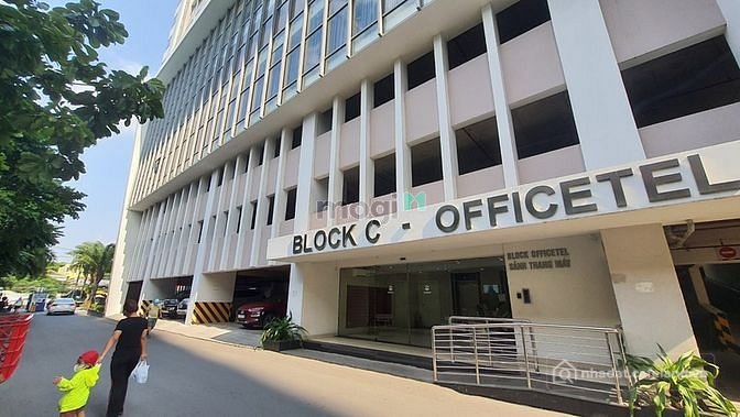 Văn phòng: Văn phòng Luxcity đường Huỳnh Tấn Phát 120m2 căn góc.