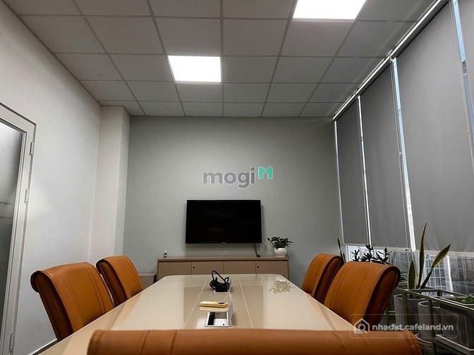 Văn phòng: Cho thuê Văn phòng khu đô thị Sala -dt 80m2- có ntvp chỉ 35 triệu