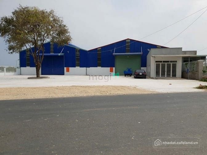 Nhà Kho - Xưởng: Cho thuê kho xưởng mặt tiền đường Phú Mỹ - Tóc Tiên