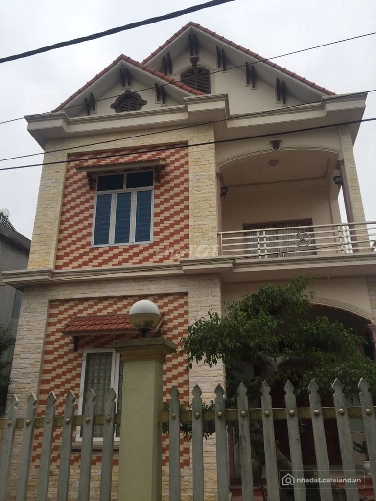 Biệt thự: Bán nhà Bịch Đông, Nam Chính 4PN 3wc sân vườn rộng