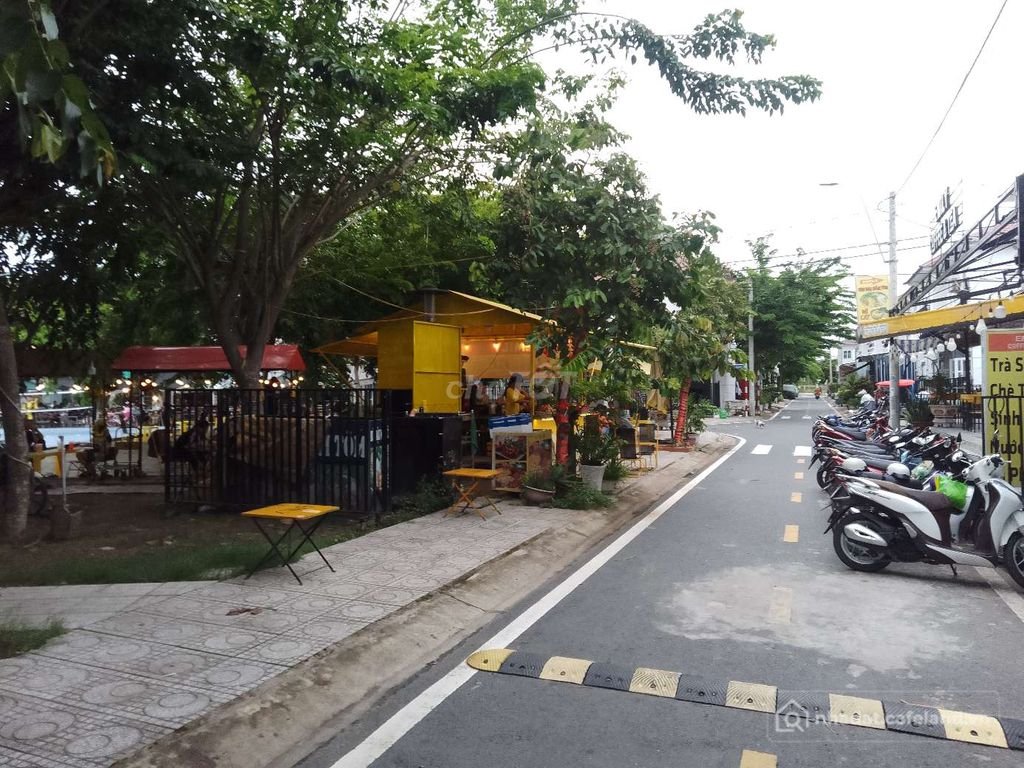 Bán nhà riêng: NHÀ MẶT TIỀN BUÔN BÁN - KDC - "Kế bên Thị Trấn An Châu"