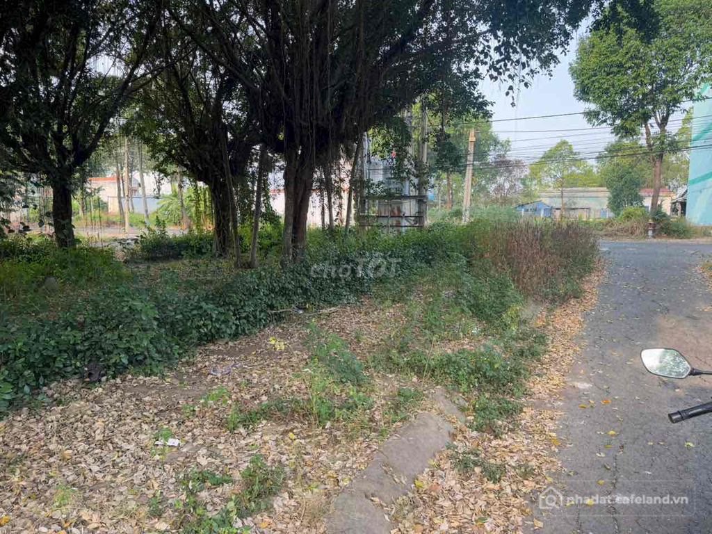 Bán đất thổ cư: Bán Lô Góc 2 Mặt Tiền Khu Dân Cư P5 Tp Tân An Giá Đtu