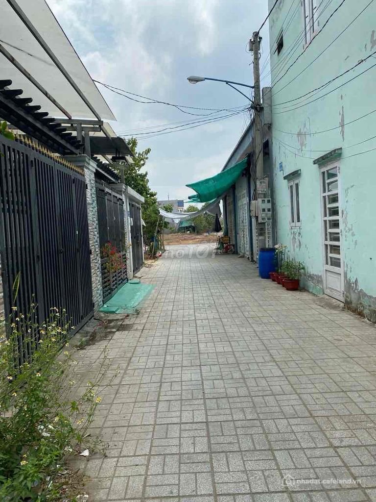 Bán đất thổ cư:  Đất Thổ Cư Mỹ Hạnh Nam SHR 4x18 KDC Cát Tường Phú Nguyên