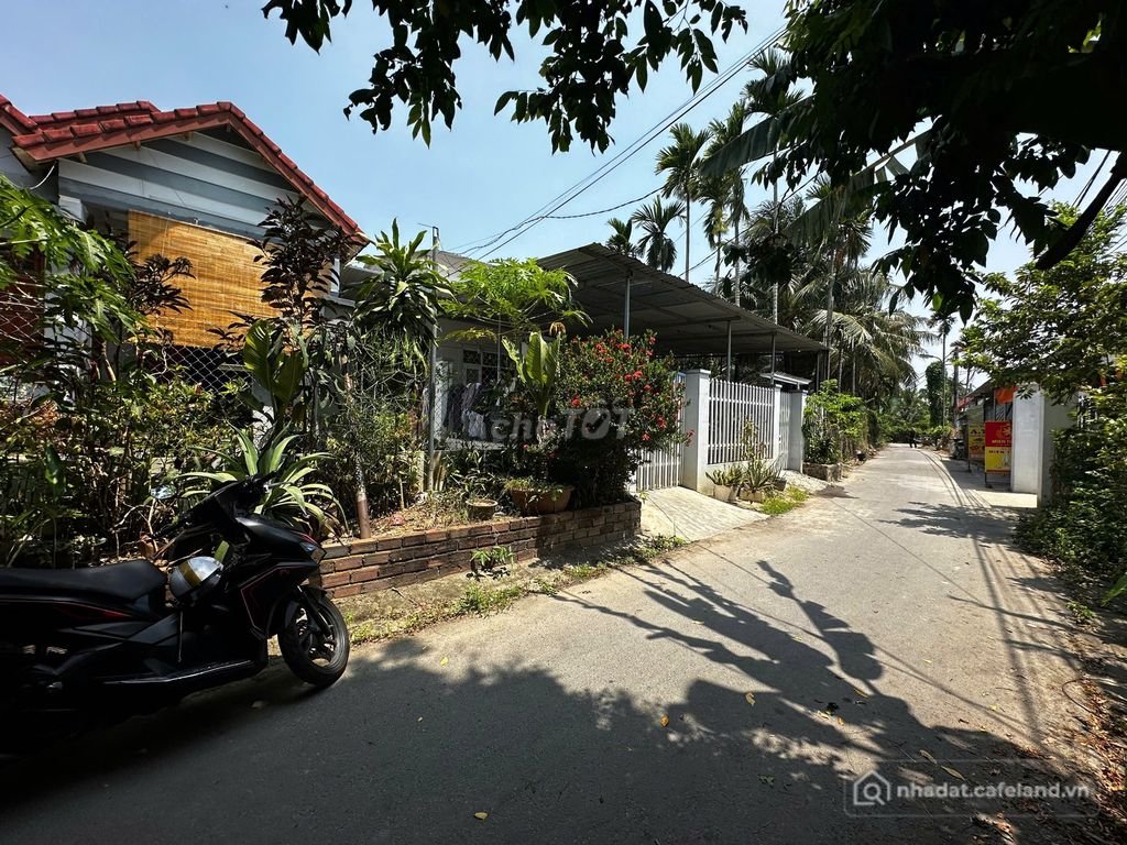 Biệt thự: (Phát Mại) 2 căn liền kề 20 x 28.3 (578m2) Giá tốt Nha Trang