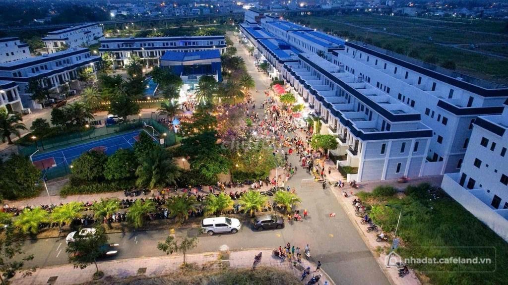 Nhà hàng - Khách sạn: Bán shophouse The Sol City giá chỉ 5 tỷ. Chỉ 1 căn ***.