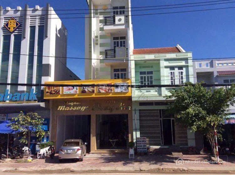 Văn phòng: Thuê hoặc bán lại toàn bộ KHÁCH SẠN - 580m2. 1590 Hùng Vương Quy Nhơn