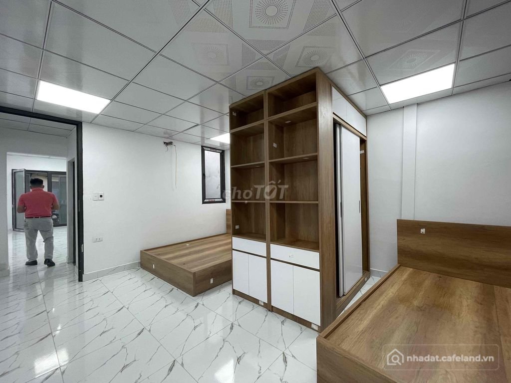 Biệt thự: 63m2 nhà cấp 4 ngõ oto Nguyễn Xiển giá chỉ 2.3 tỷ