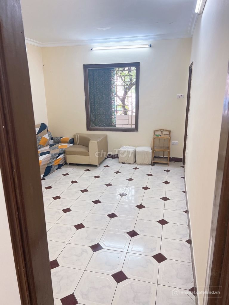 Căn hộ chung cư: Cho thuê căn hộ tập thể bách khoa, đường lê thanh nghị