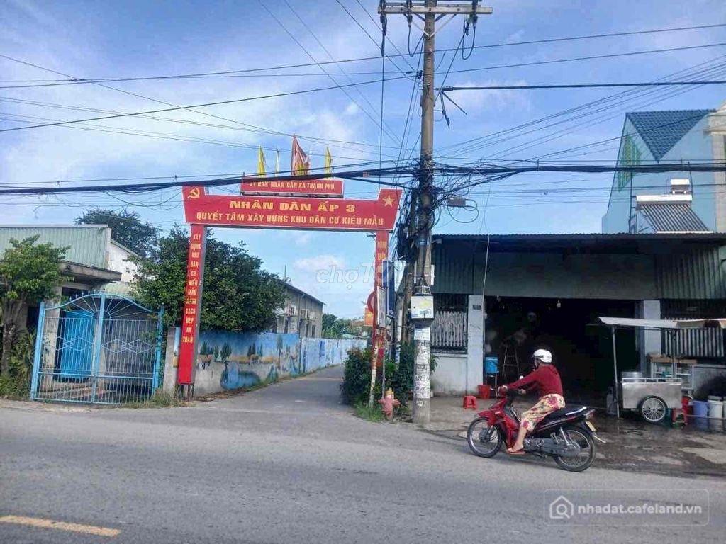 Biệt thự: BÁN NHÀ 1 TRỆT 1 LẦU GẦN TRƯỜNG CẤP 1 THẠNH PHÚ