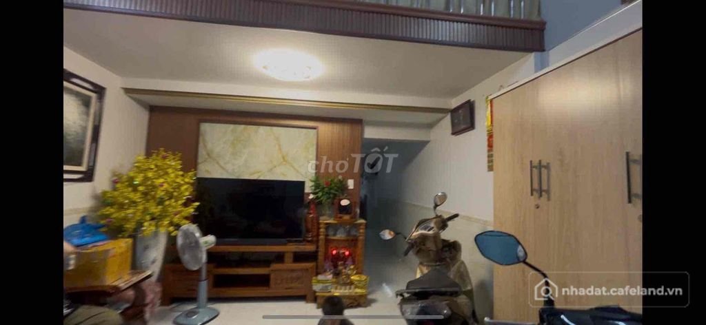 Bán nhà riêng:  Nhà mê lửng đúc Nại Thịnh 3 : DT 62m  Đối Diện công viên