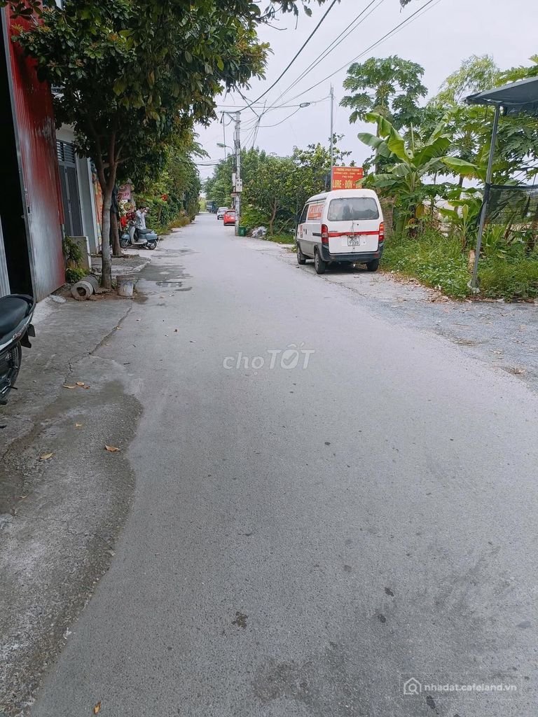 Bán đất thổ cư: Chính chủ bán đất 32m2 Tổ 13 Yên nghĩa Hà Đông