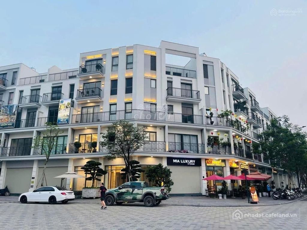Văn phòng: CHO THUÊ SHOPHOUSE THE MANOR CENTRAL PARK giá *** khu Nguyễn Xiển