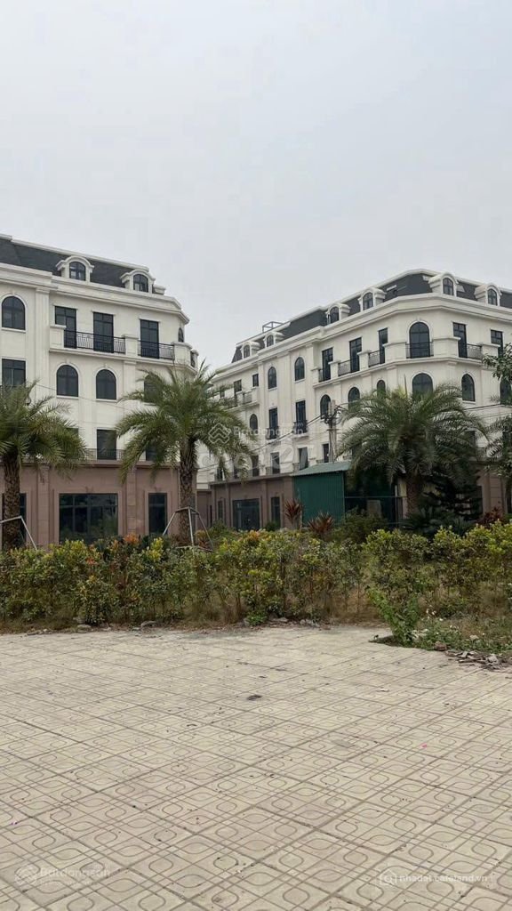 Bán nhà phố dự án: Chính chủ bán gấp liền kề Sơn Đồng Center