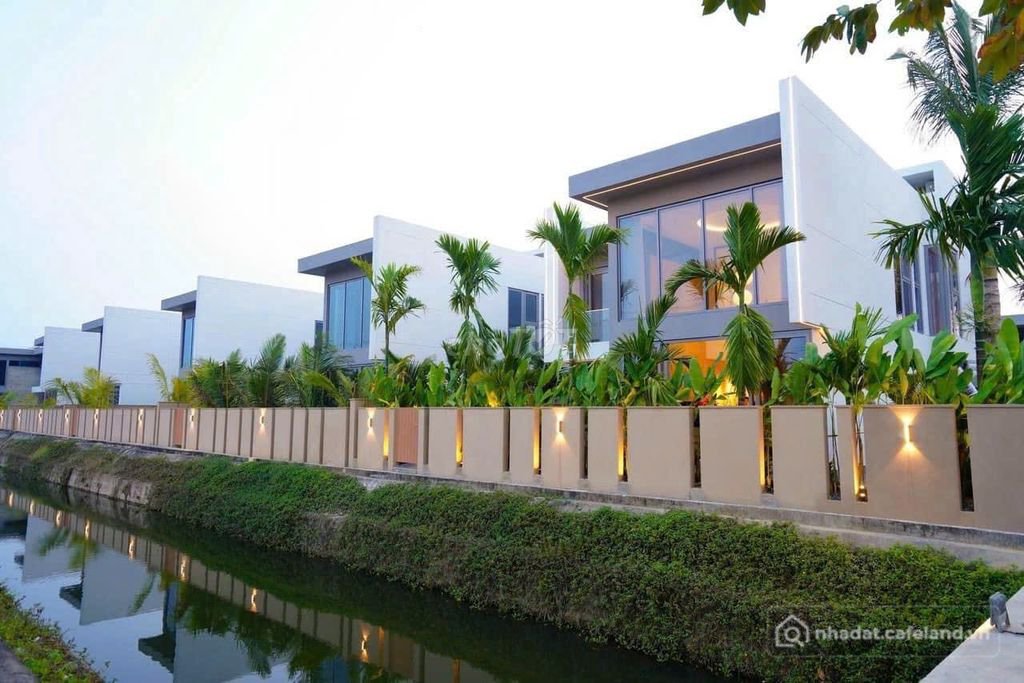 Bán nhà riêng: BÁN BIỆT THỰ REGAL VICTORIA – ĐẲNG CẤP KHU ĐÔ THỊ HOÀNG GIA