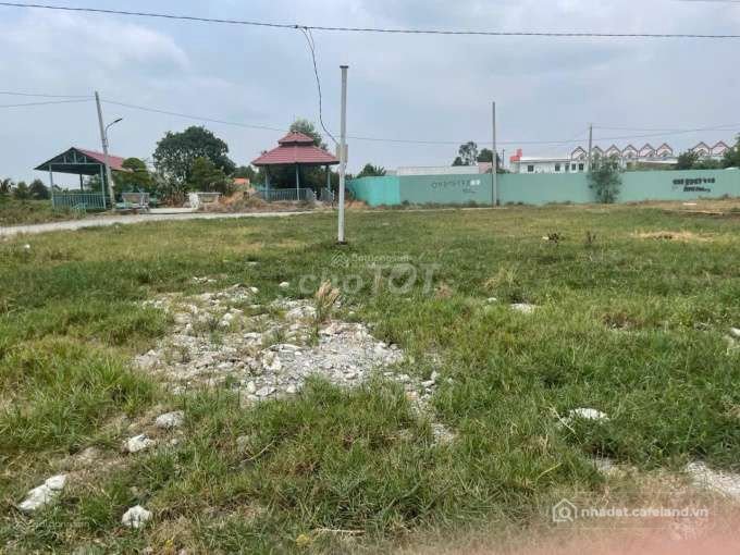 Bán đất thổ cư: Bán đất ngộp Long Cang (Khu Vực Công Viên Tây Nam Center)