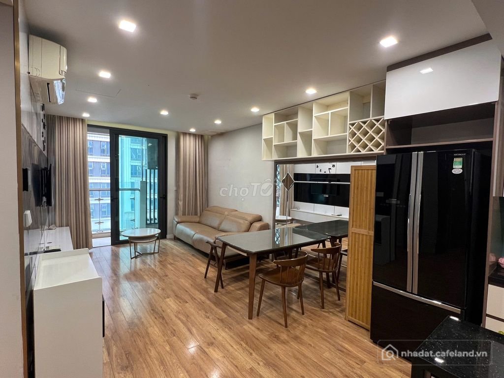 Bán căn hộ chung cư: Chính chủ bán CC cao cấp 2PN The Legend 109 Nguyễn Tuân - C