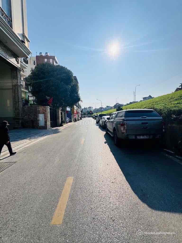 Biệt thự: NGỌC THUỴ – LONG BIÊN. Nhỉnh 16tỷ-70,7m2-MT.5,7.SIÊU PHẨM 6 TẦNG THANG