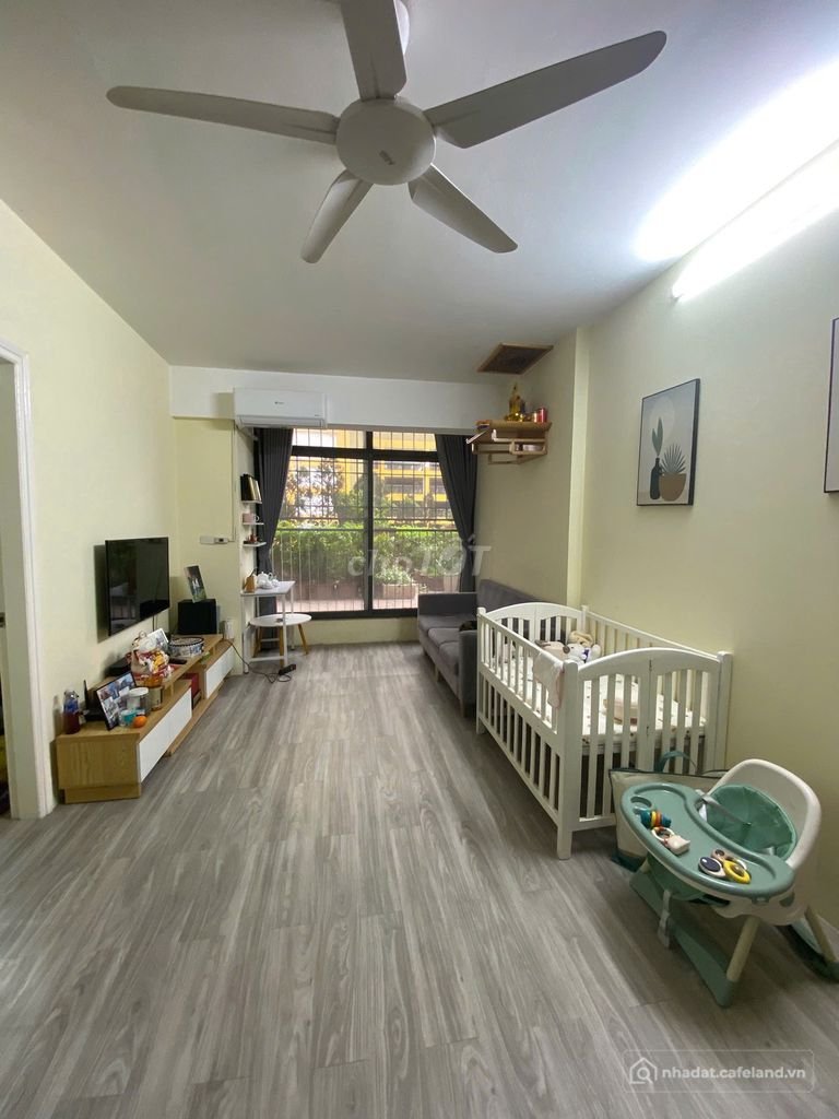 Bán căn hộ chung cư: Chính chủ bán chung cư The golden An Khánh 60m2, 2PN, Tặng 