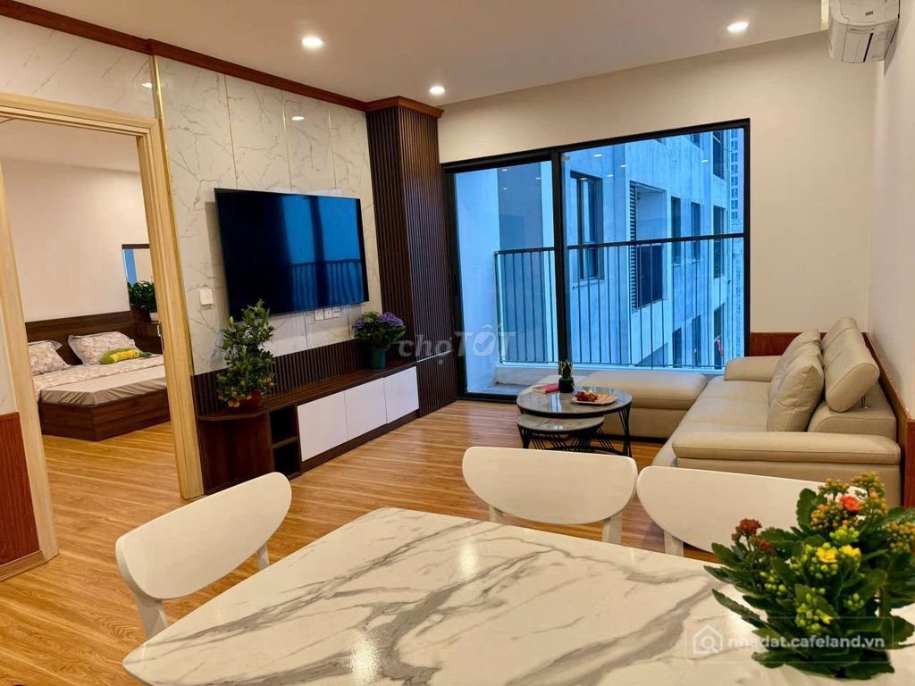 Bán căn hộ chung cư: Chính chủ bán chung cư 89m sổ hồng Hồng hà eco city gần Blu