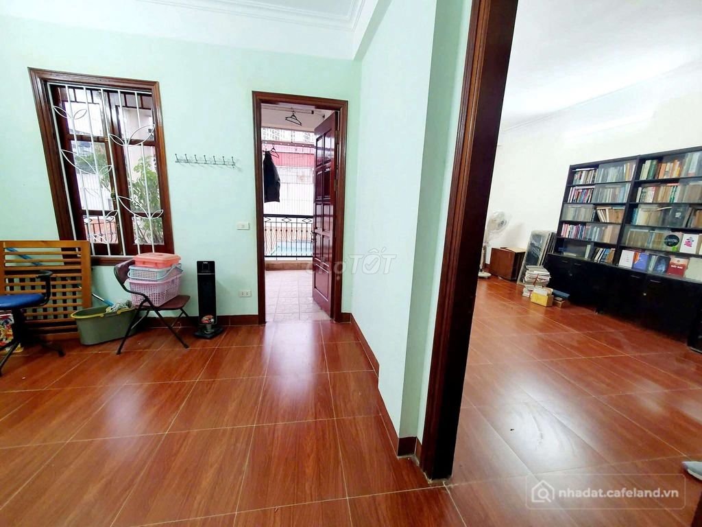 Bán căn hộ Mini, Dịch vụ: Bán căn hộ mini 2n1k Hoàng Quốc Việt 2.3ty