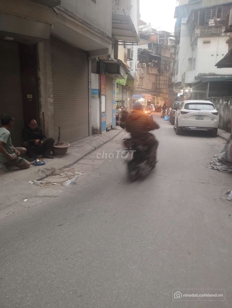 Biệt thự: Bán nhà phố Minh Khai, chợ Mơ - Lô góc, 3 mặt thoáng sáng- Kinh doanh