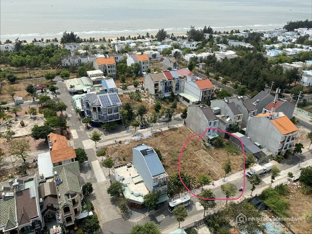Bán đất nền dự án: BÁN ĐẤT MẶT TIỀN KINH DOANH – CÁCH BIỂN 300M