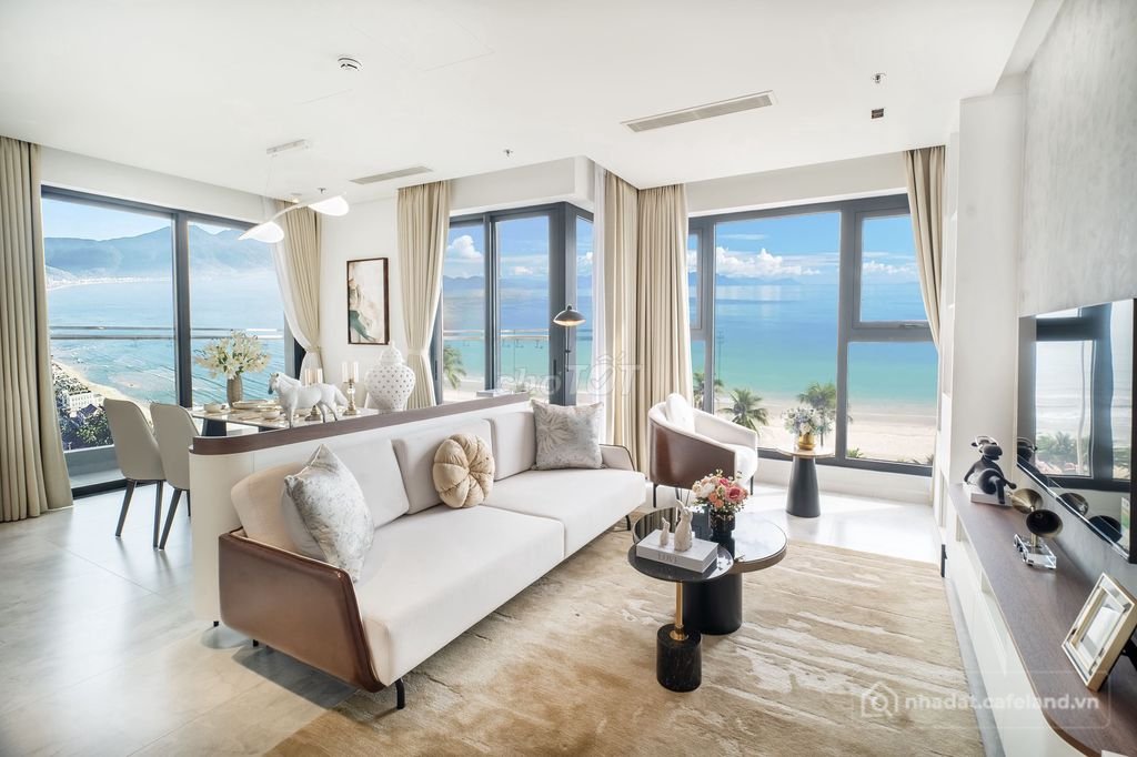 Bán căn hộ chung cư: Căn 2PN ,100m2, view biển vĩnh viễn tại Times Square Đà Nẵn