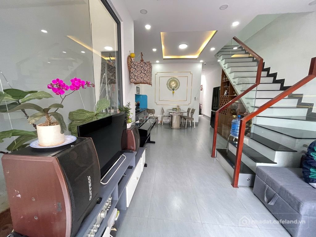 Biệt thự: Nhà Mê,5*18m,Hẻm Lương Thế Vinh,gần eco Palace,nhiều lô bên trong