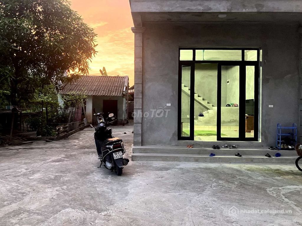 Bán đất thổ cư: Em cần bán đất có sẵn nhà 2 tầng