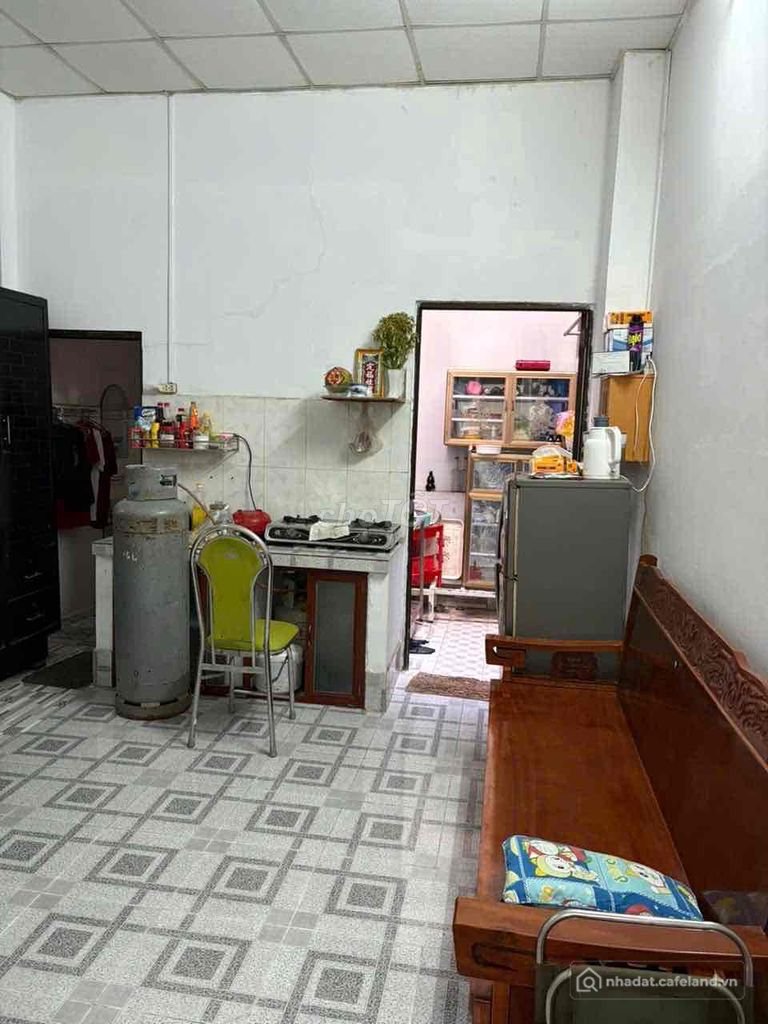 Bán nhà riêng:  NÓNG BÁN ĐẤT TẶNG NHÀ KHU DÂN CƯ LONG HẬU 1 SÁT ĐƯỜNG NGUYỄN VĂ