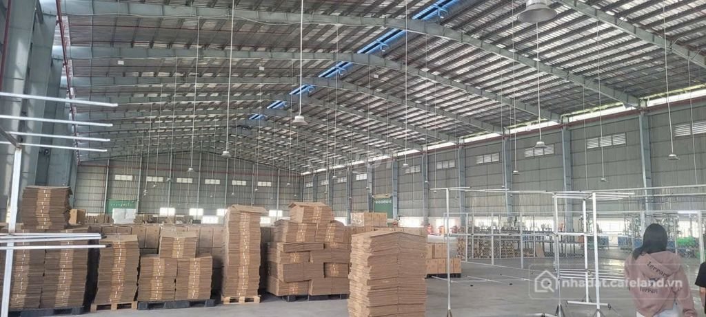 Nhà hàng - Khách sạn: Bán xường KCN đức hòa hạ Long An