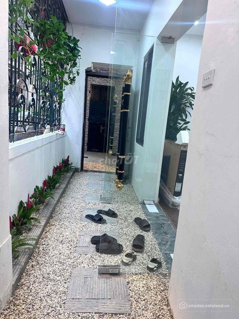 Bán căn hộ chung cư: Bán TT phố Vọng Hà Hoàn Kiếm nhà đẹp full nội thất 50m T5 g