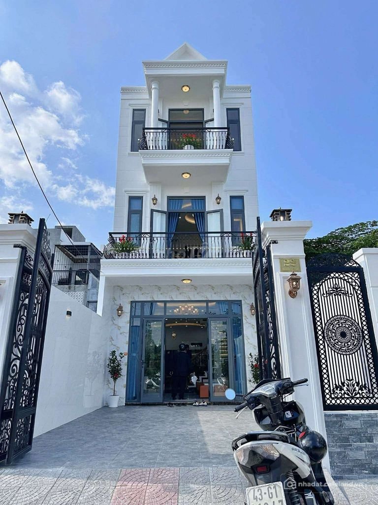 Bán nhà riêng: Ông chú  cần bán gấp nhà khu đô thị phước lý