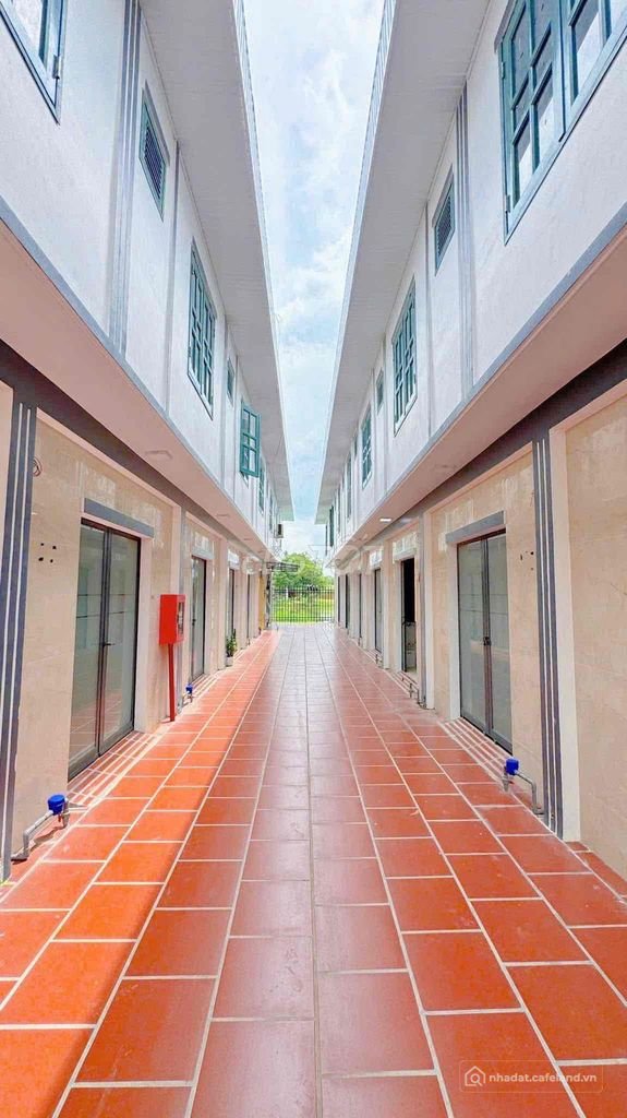 Bán nhà phố dự án: Nhà bán ngay quốc lộ 1A gần chợ Gò đen